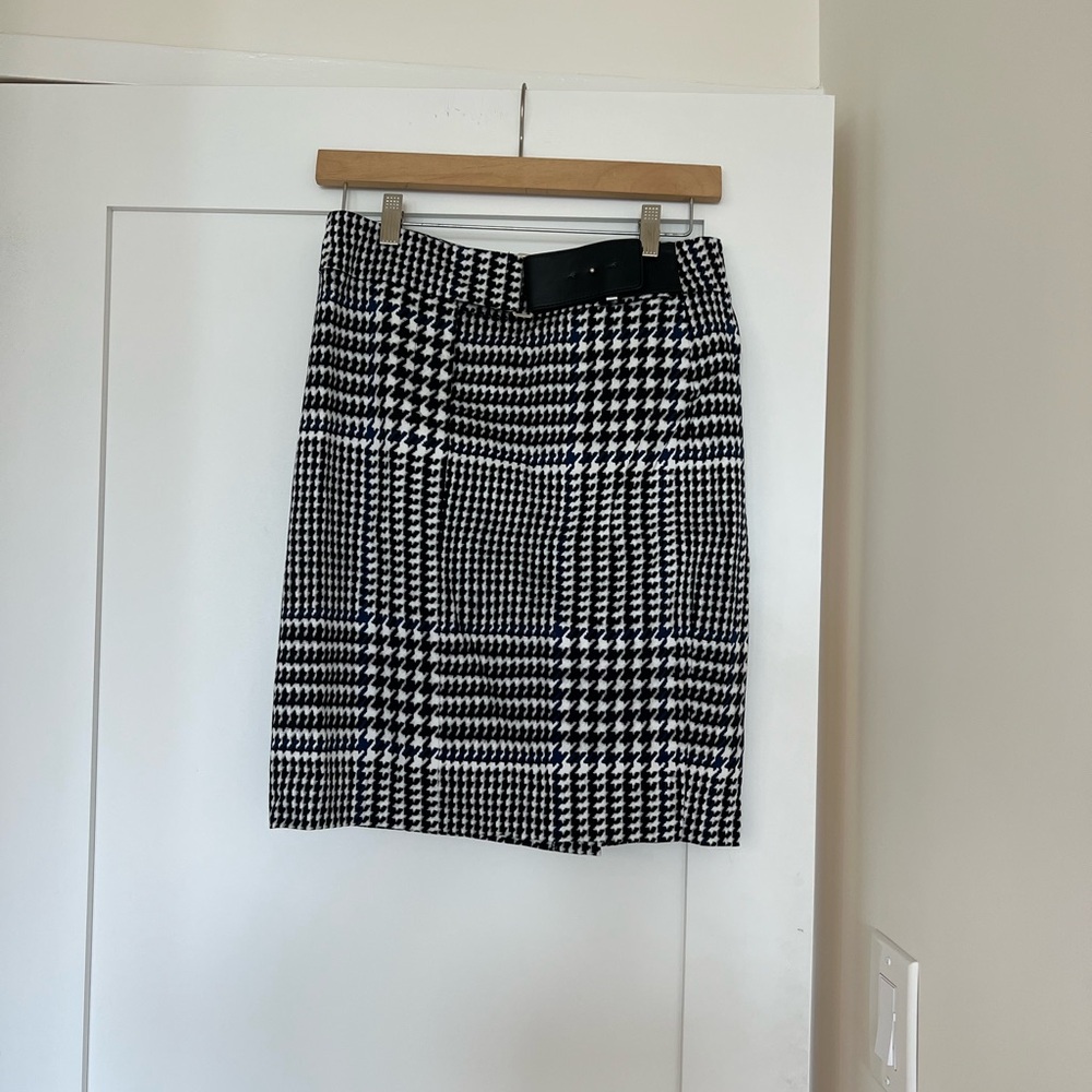 Michael Kors Black and White Knee-Length Pencil Skirt